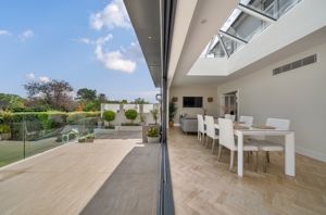 Al fresco in moments- click for photo gallery
